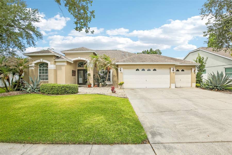 Property photo for 9607 BIRNAMWOOD STREET, Riverview, FL