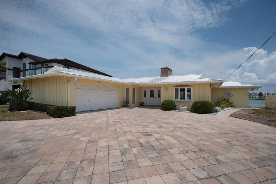 Property photo for 516 HARBOR DRIVE N, Indian Rocks Beach, FL