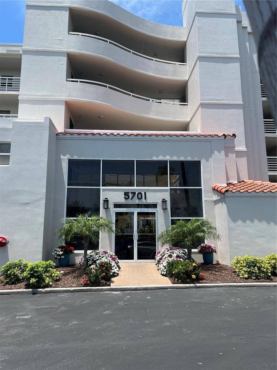 Property photo for 5701 BAHIA DEL MAR CIRCLE, #508, St Petersburg, FL