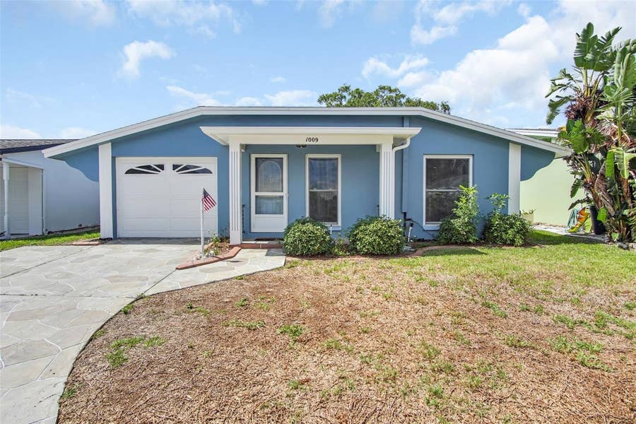 Property photo for 1009 CRANE COURT, Dunedin, FL