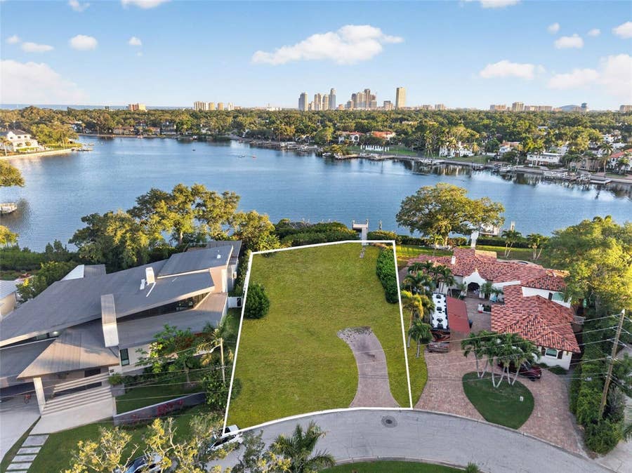 Property photo for 1026 MONTEREY BOULEVARD NE, St Petersburg, FL