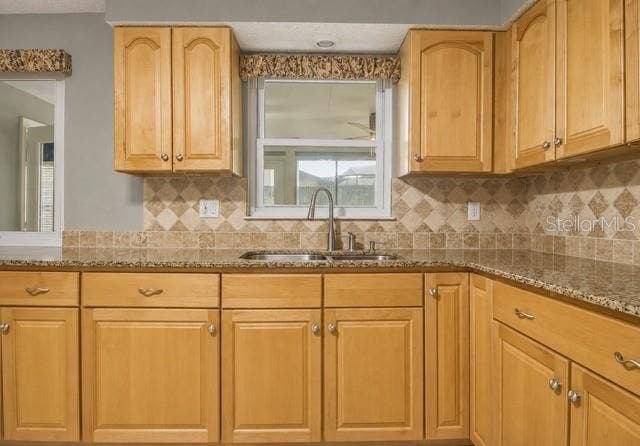 391 WALNUT COURT, Palm Harbor, FL 34683 391 WALNUT COURT, Palm Harbor, FL 34683
