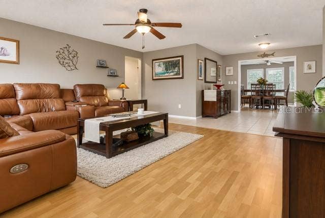 391 WALNUT COURT, Palm Harbor, FL 34683 391 WALNUT COURT, Palm Harbor, FL 34683