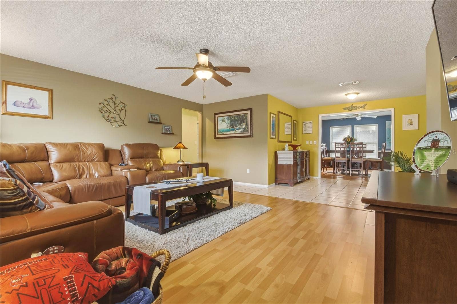 391 WALNUT COURT, Palm Harbor, FL 34683 391 WALNUT COURT, Palm Harbor, FL 34683