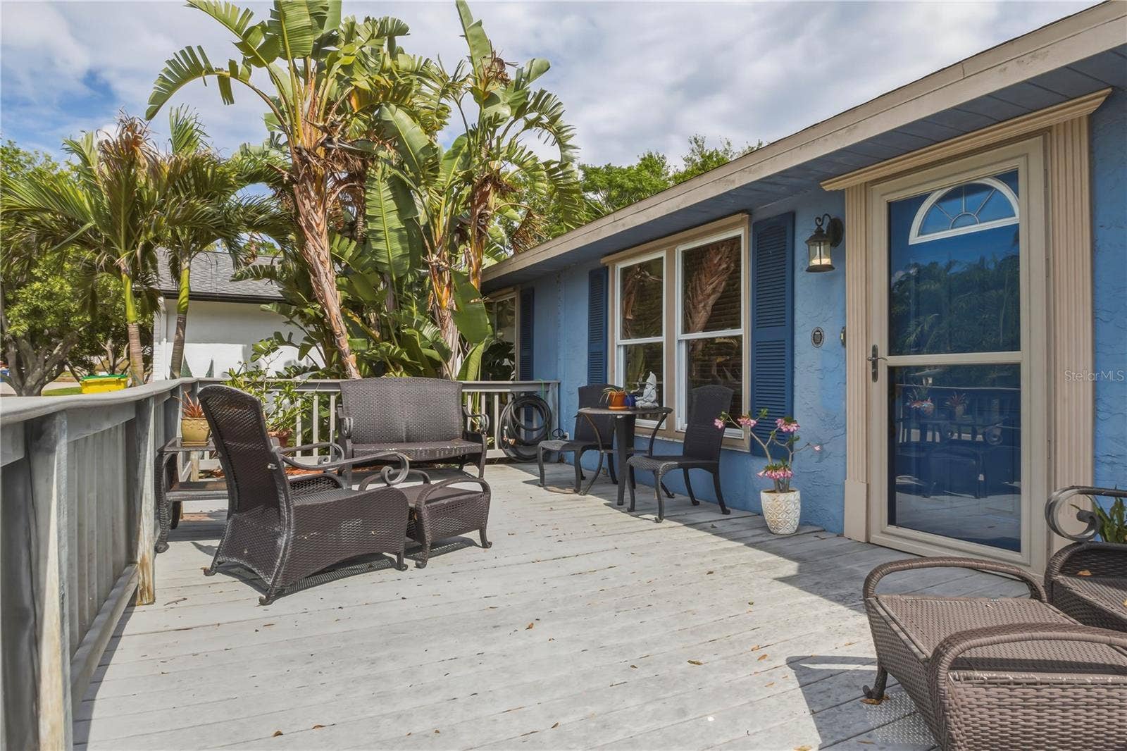 391 WALNUT COURT, Palm Harbor, FL 34683 391 WALNUT COURT, Palm Harbor, FL 34683