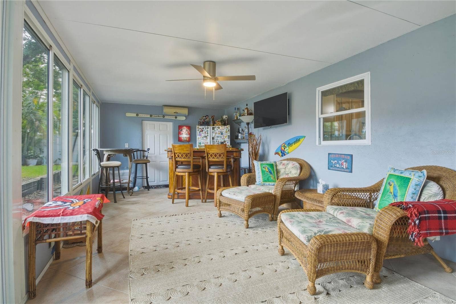 391 WALNUT COURT, Palm Harbor, FL 34683 391 WALNUT COURT, Palm Harbor, FL 34683
