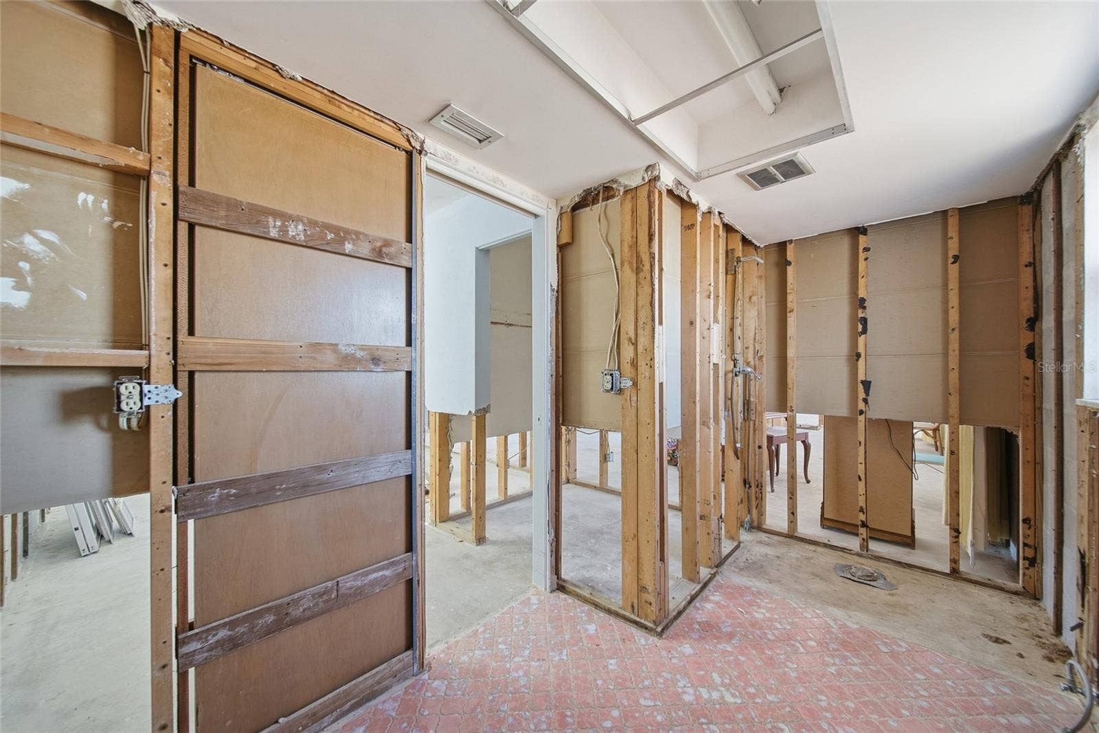 Existing kitchen area.