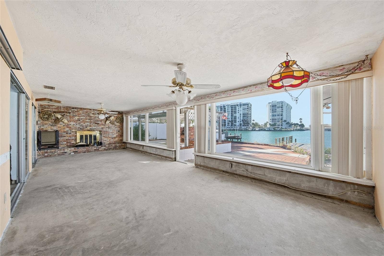 Another view from the existing family room looking to the southeast and Intracoastal.
