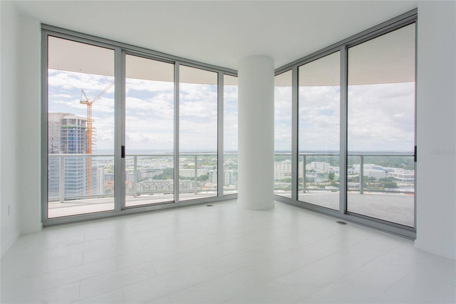 400 CENTRAL AVENUE, #2601, St Petersburg, FL 33701 400 CENTRAL AVENUE, #2601, St Petersburg, FL 33701