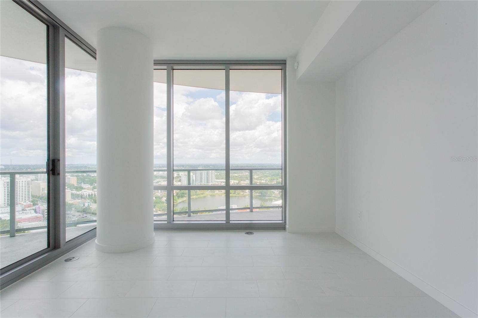 400 CENTRAL AVENUE, #2601, St Petersburg, FL 33701 400 CENTRAL AVENUE, #2601, St Petersburg, FL 33701