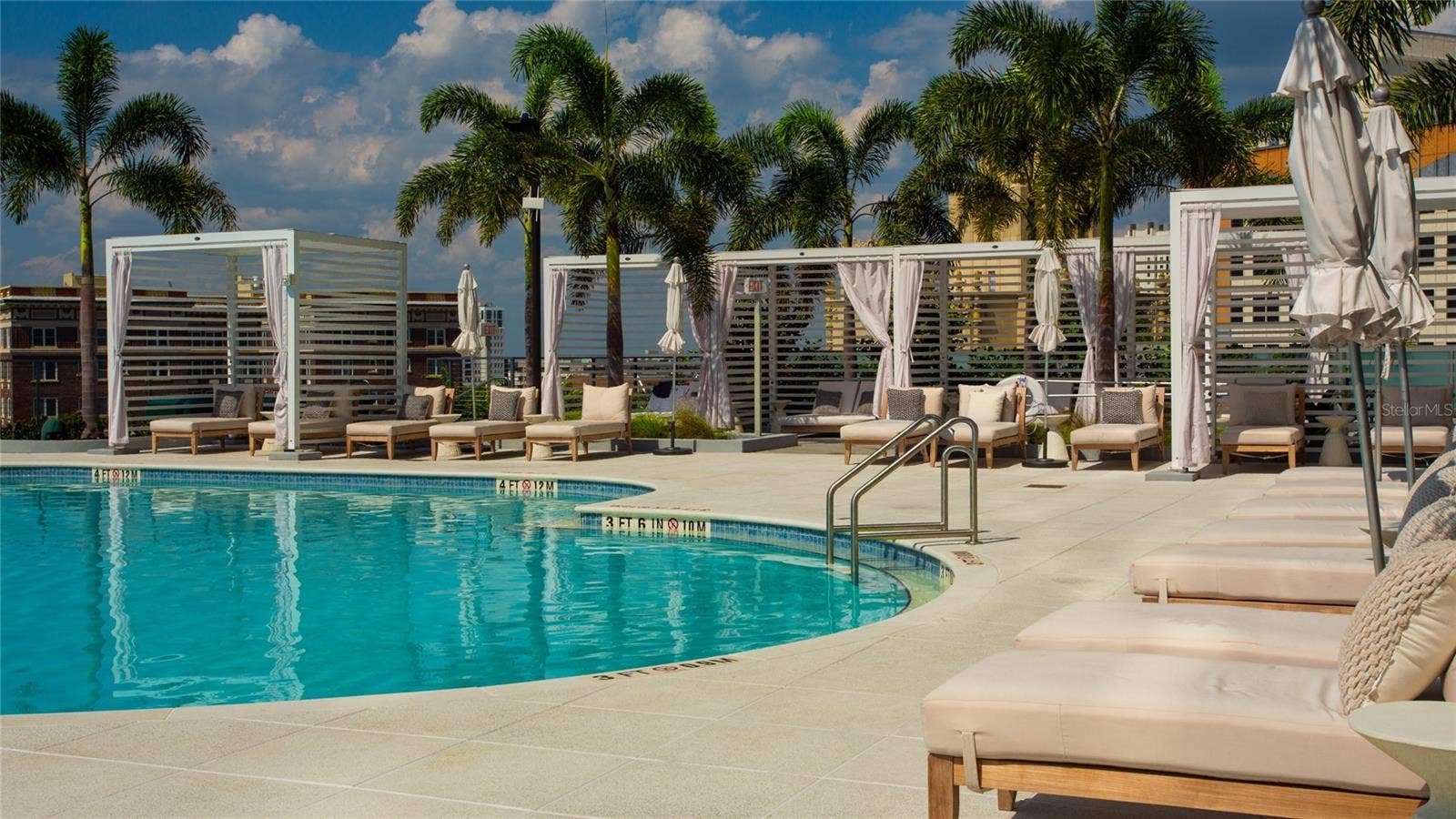 400 CENTRAL AVENUE, #2601, St Petersburg, FL 33701 400 CENTRAL AVENUE, #2601, St Petersburg, FL 33701