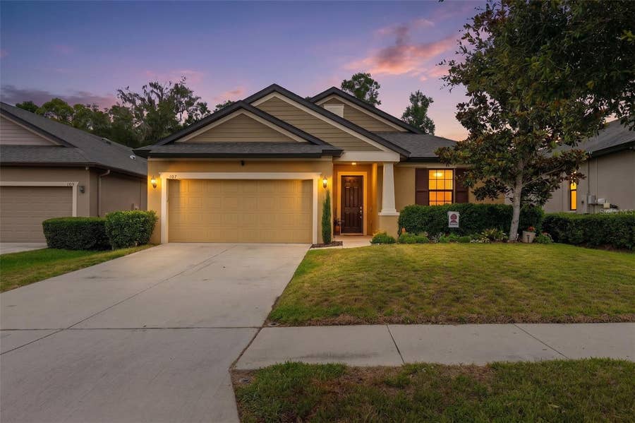 Property photo for 107 ELINA SKY DRIVE, Seffner, FL