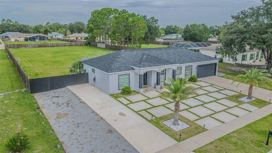 Property photo for 12121 COLONIAL ESTATES LANE, Riverview, FL