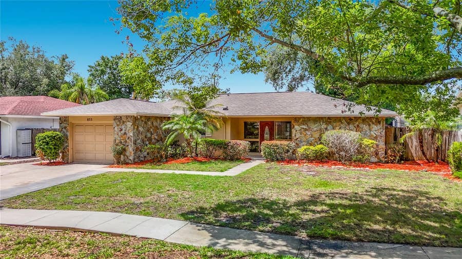 Property photo for 811 AMBASSADOR LOOP, Tampa, FL