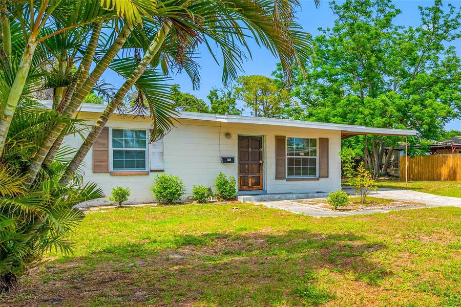 Property photo for 289 43RD TERRACE SE, St Petersburg, FL