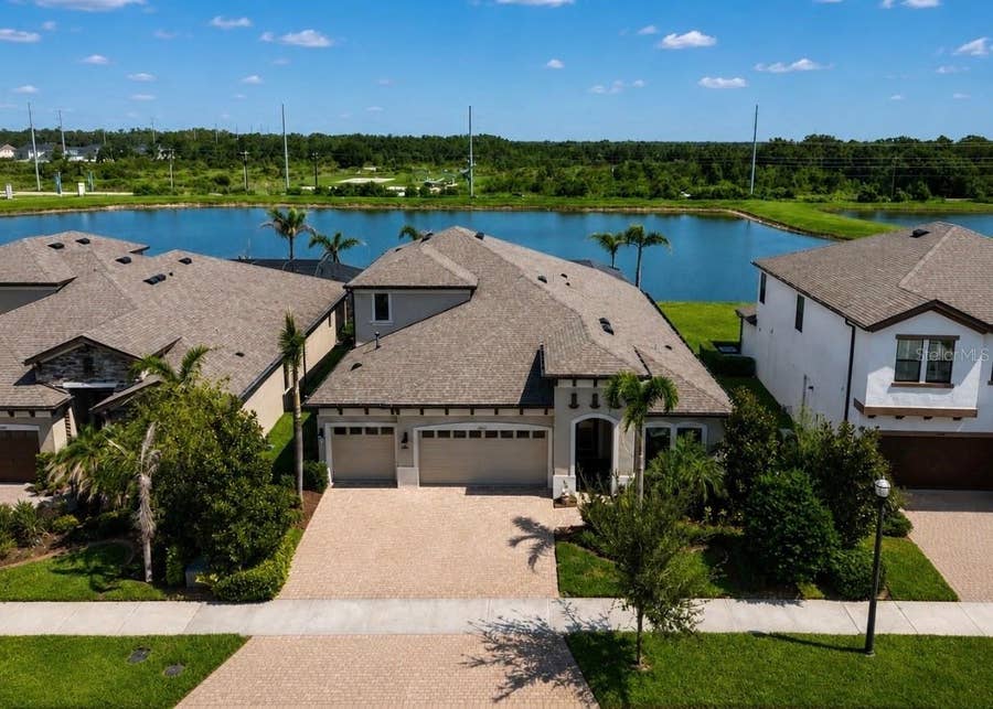 Property photo for 14610 RED CASTLE AVE, Lithia, FL
