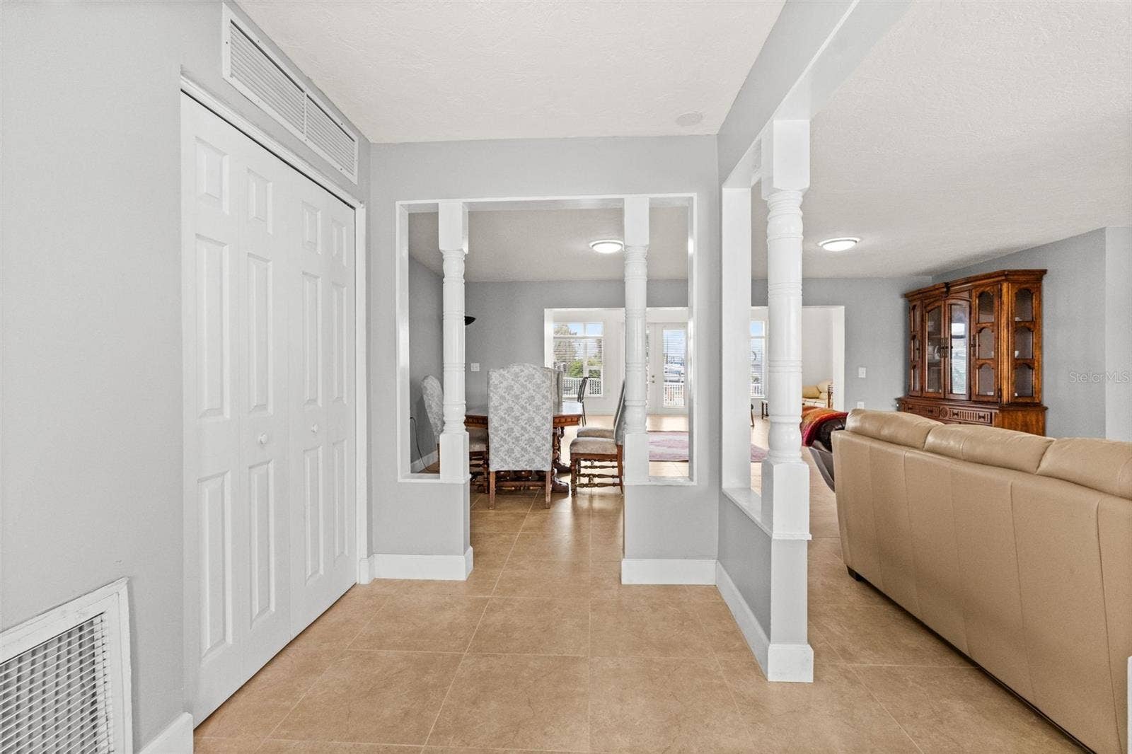 710 116TH AVENUE, Treasure Island, FL 33706
