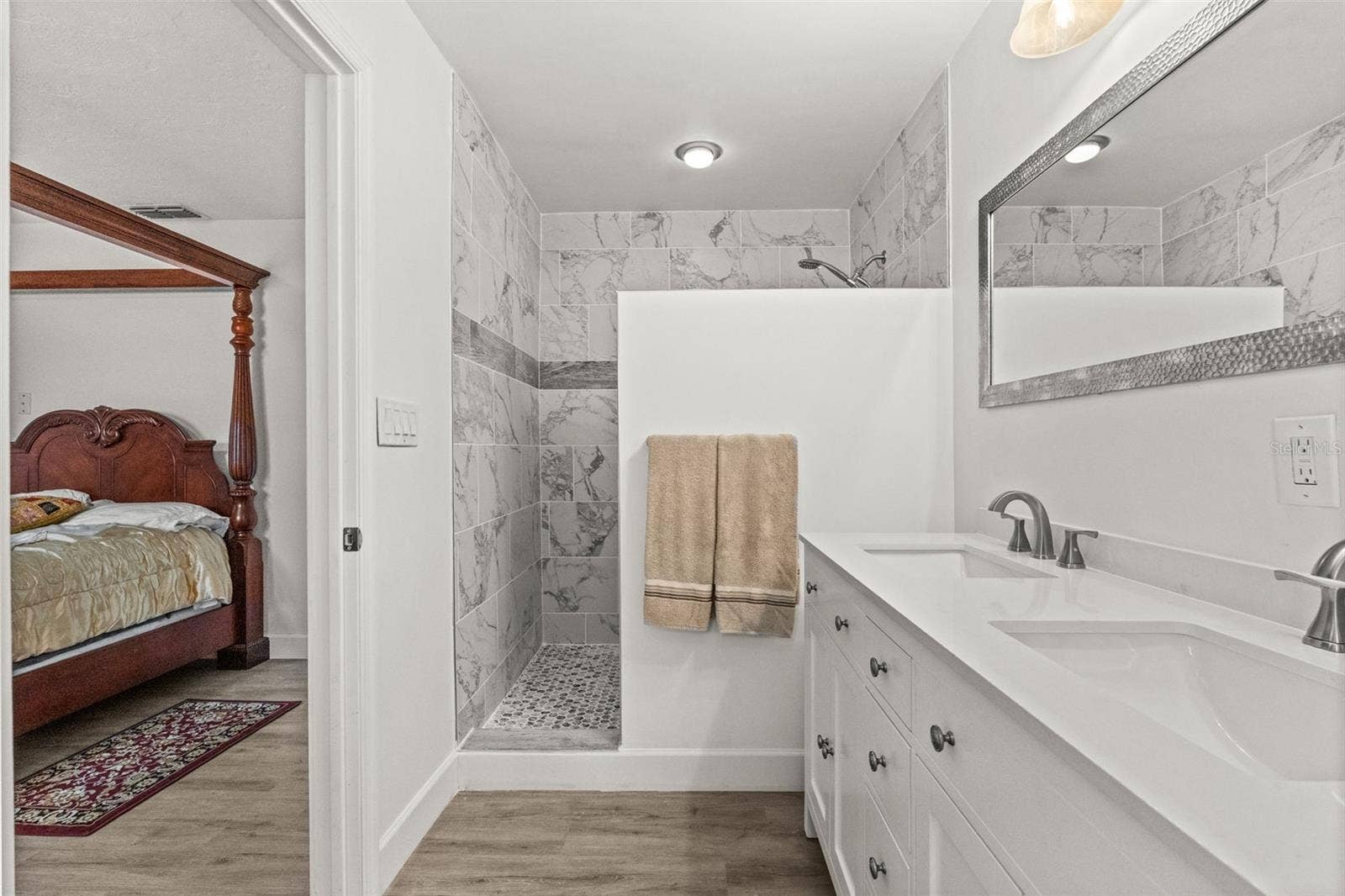 710 116TH AVENUE, Treasure Island, FL 33706
