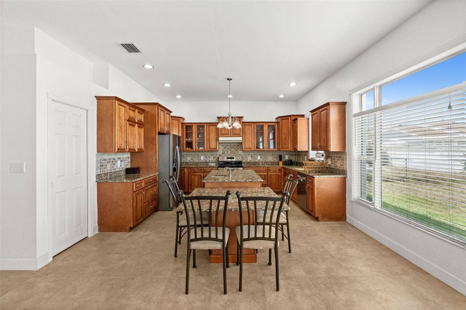 710 116TH AVENUE, Treasure Island, FL 33706
