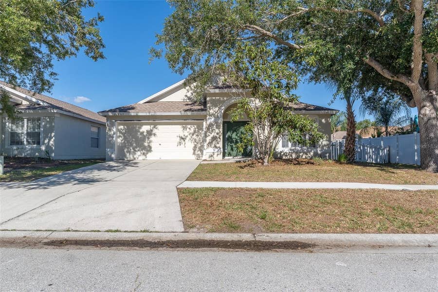 Property photo for 12907 EARLY RUN LANE, Riverview, FL