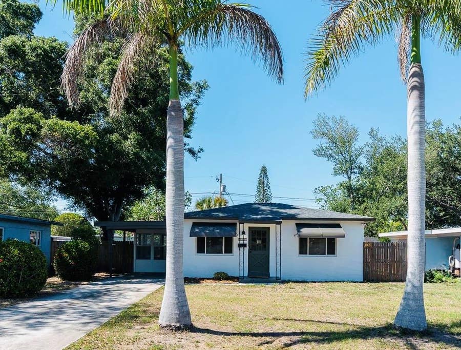 Property photo for 1221 53RD AVENUE N, St Petersburg, FL