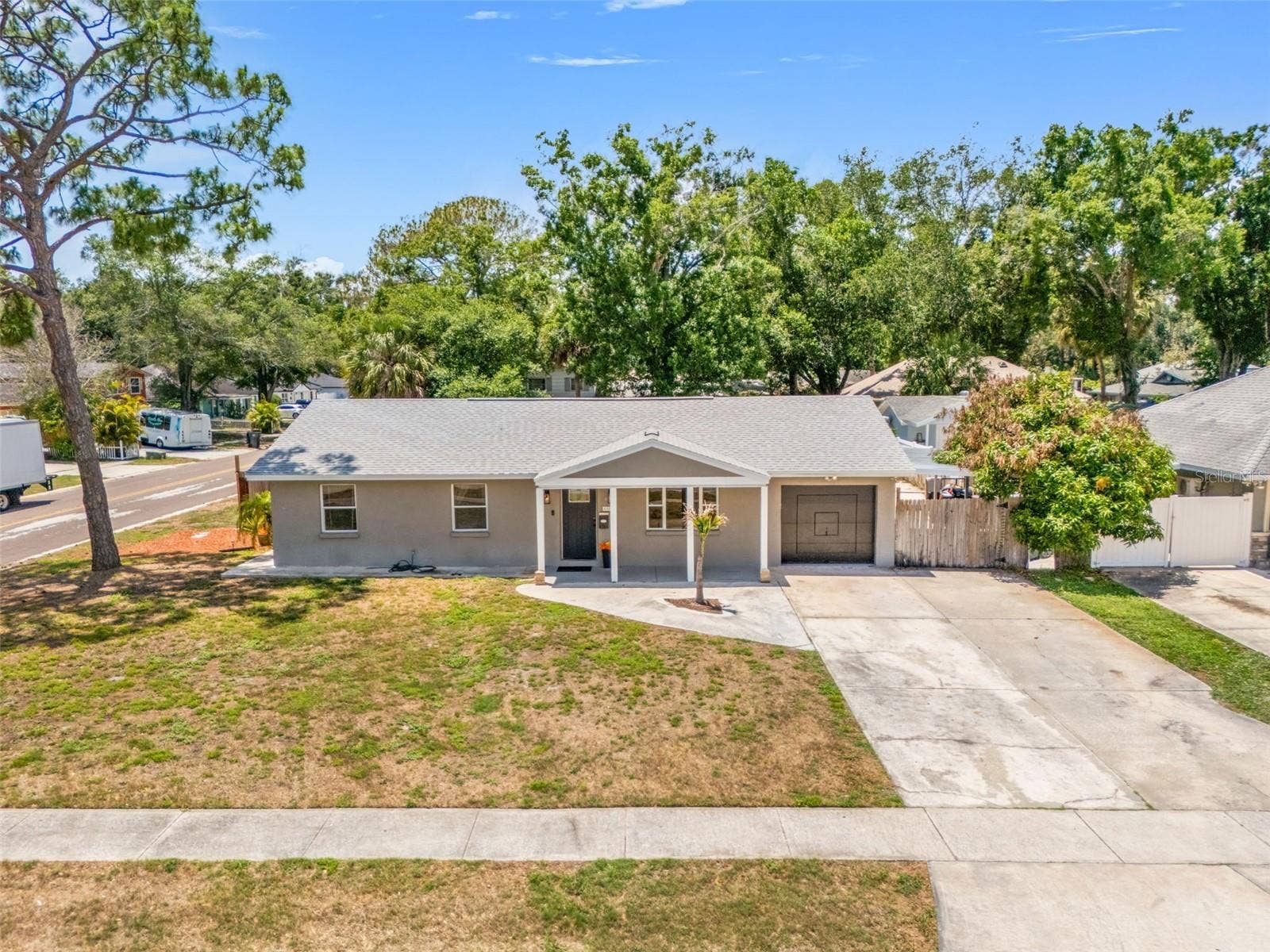 6802 CRESTHILL COURT, Tampa, FL 33615 6802 CRESTHILL COURT, Tampa, FL 33615