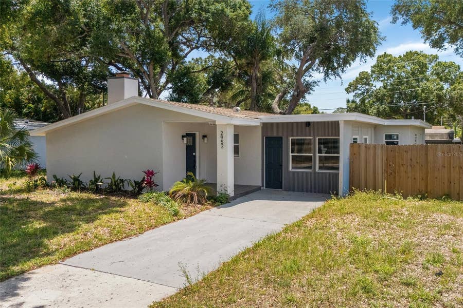 Property photo for 2952 WEBLEY DRIVE, Largo, FL