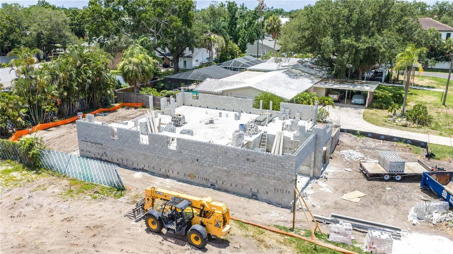 Property photo for 210 S TREASURE DRIVE, Tampa, FL