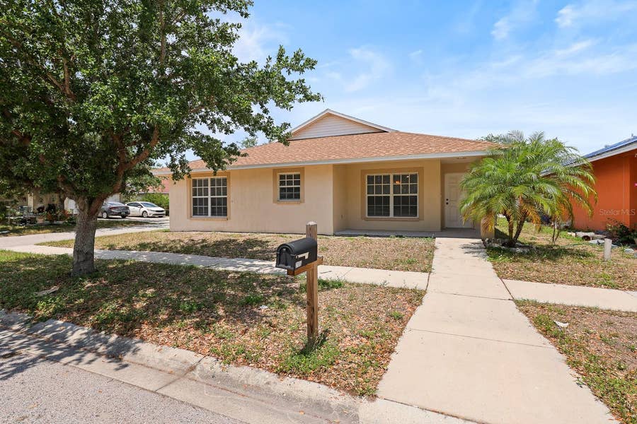 Property photo for 2106 PLEASANT VIEW AVENUE, Ruskin, FL