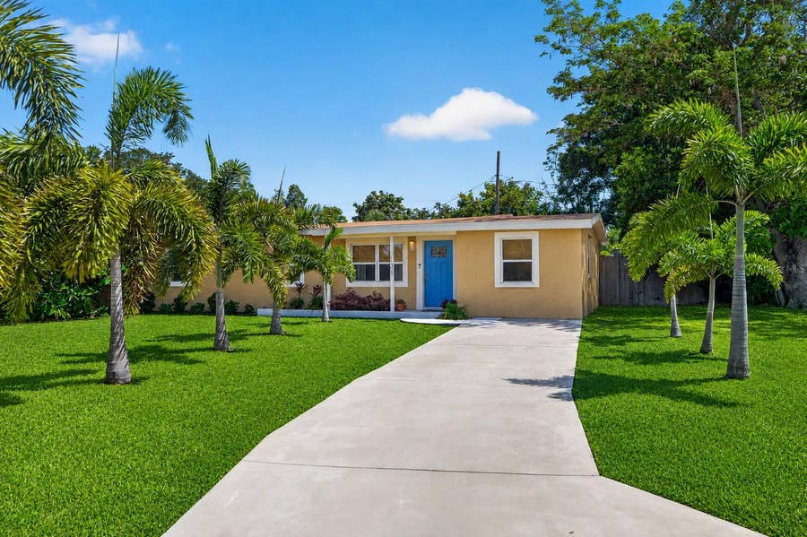 Property photo for 101 40TH AVENUE SE, St Petersburg, FL