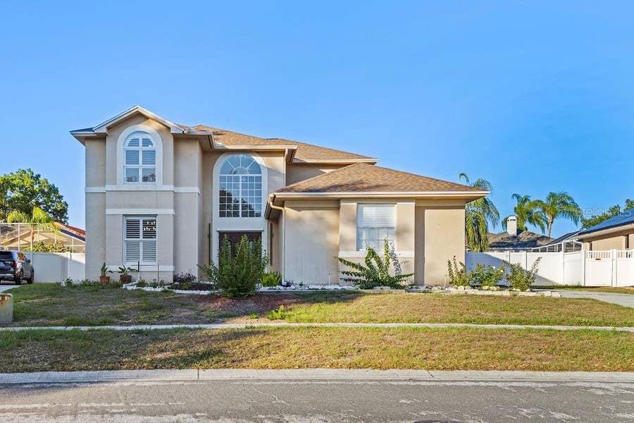 Property photo for 811 SANDCASTLE CIRCLE, Brandon, FL