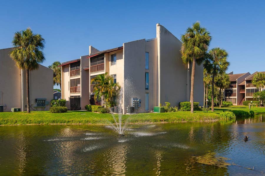 Property photo for 8602 CHAMPLAIN COURT, #93, Tampa, FL