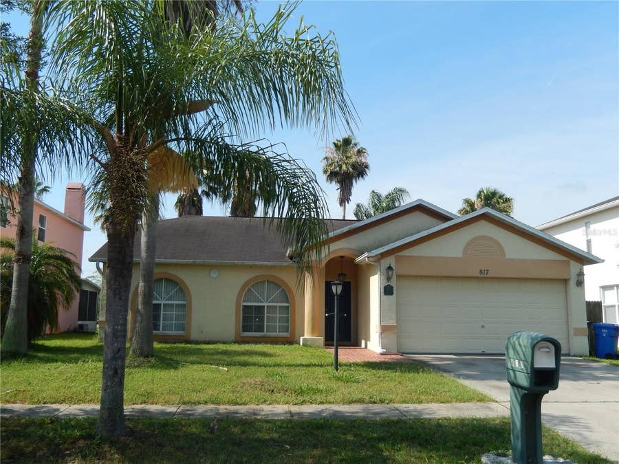Property photo for 817 FRANKFORD DRIVE, Brandon, FL