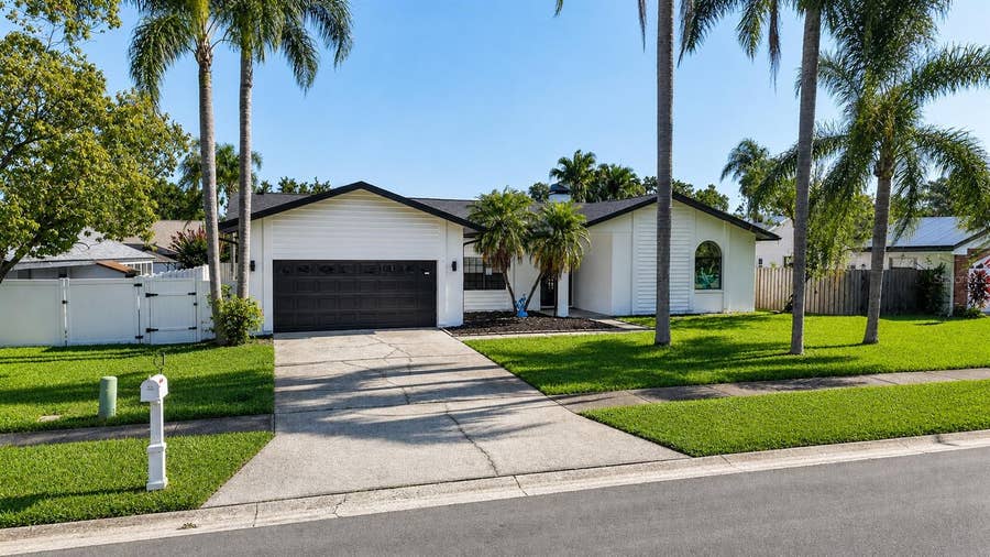 Property photo for 2135 VANCE AVENUE, Palm Harbor, FL