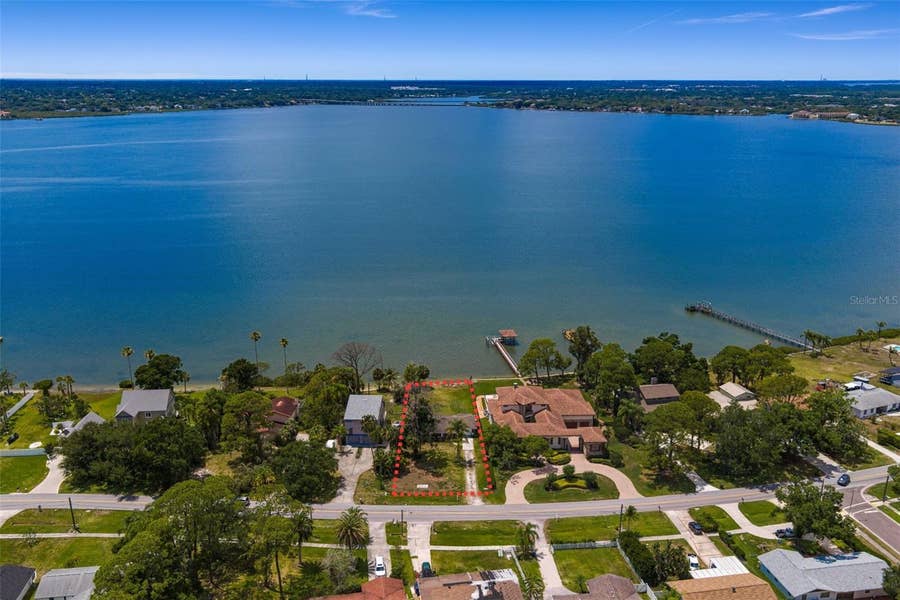 Property photo for 506 SHORE DRIVE E, Oldsmar, FL