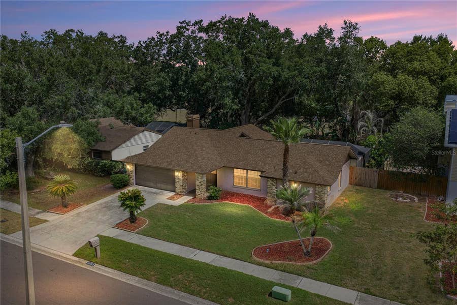 Property photo for 1737 SHADY LEAF DRIVE, Valrico, FL