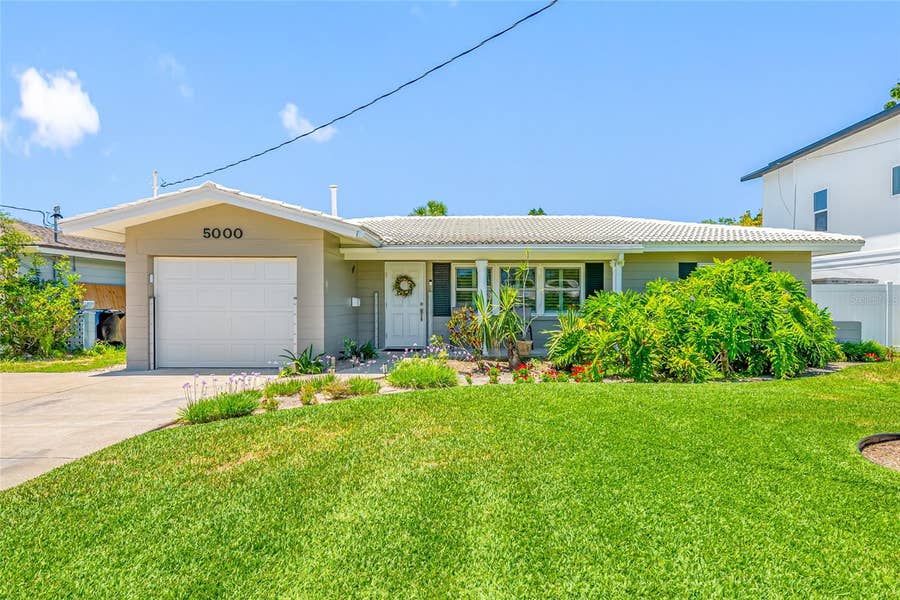 Property photo for 5000 VENETIAN BOULEVARD NE, St Petersburg, FL