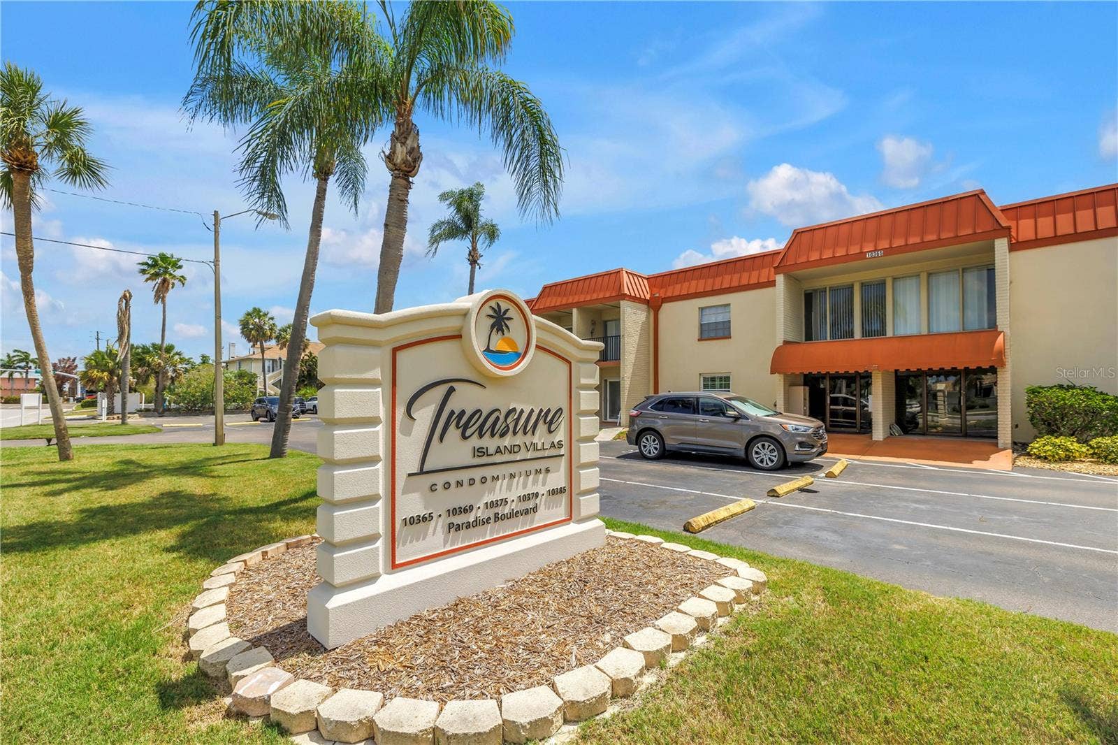 10375 PARADISE BOULEVARD, #51, Treasure Island, FL 33706