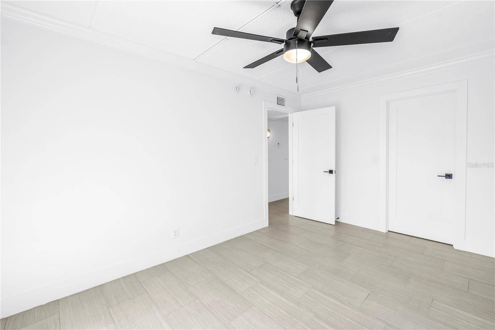 10375 PARADISE BOULEVARD, #51, Treasure Island, FL 33706
