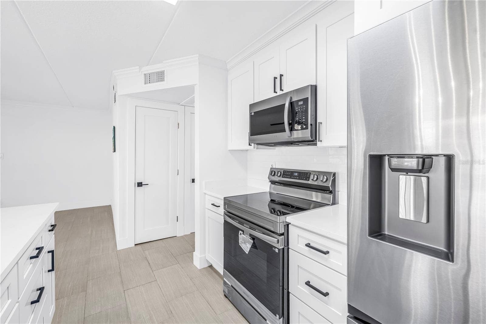 10375 PARADISE BOULEVARD, #51, Treasure Island, FL 33706