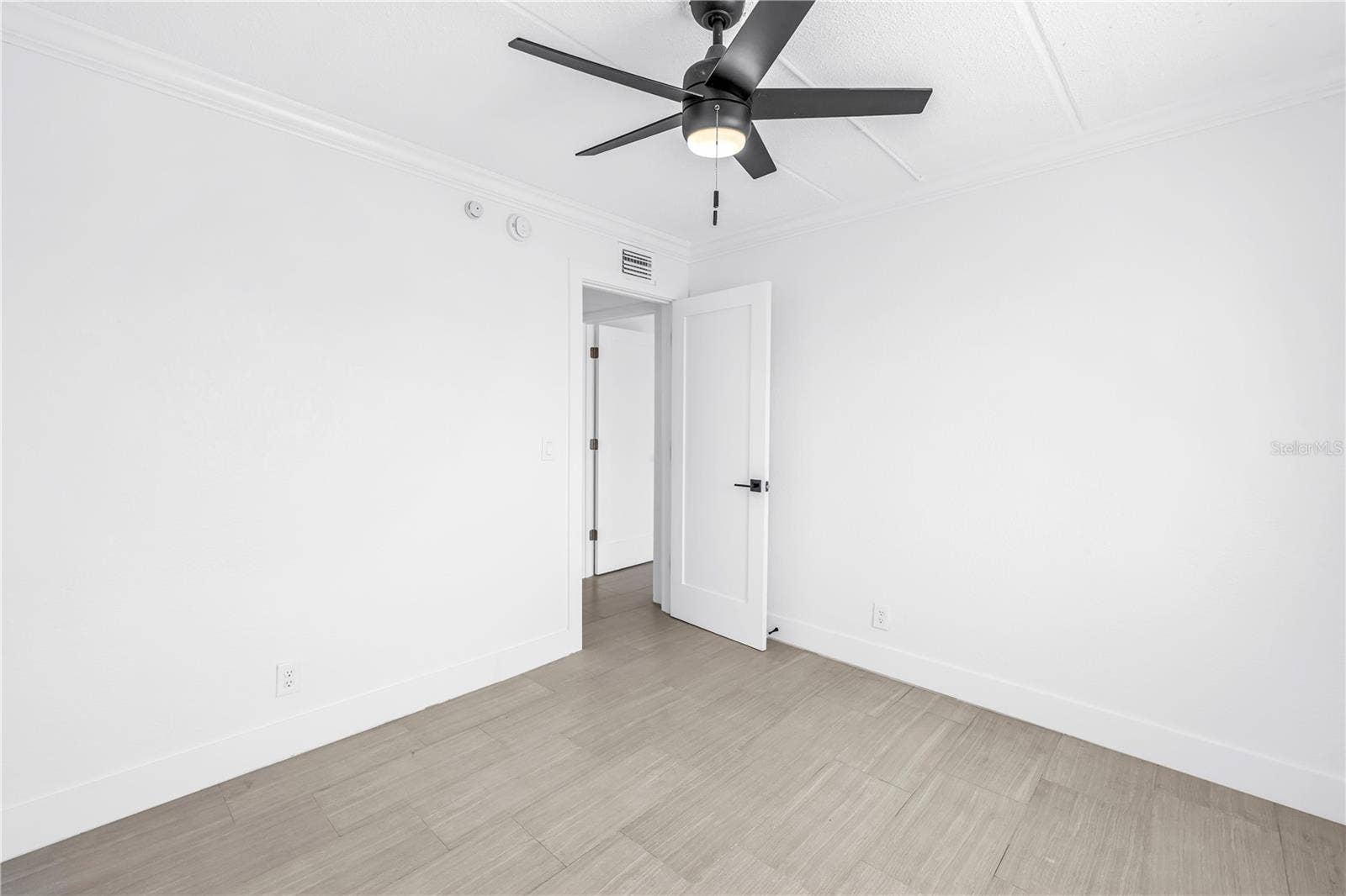 10375 PARADISE BOULEVARD, #51, Treasure Island, FL 33706