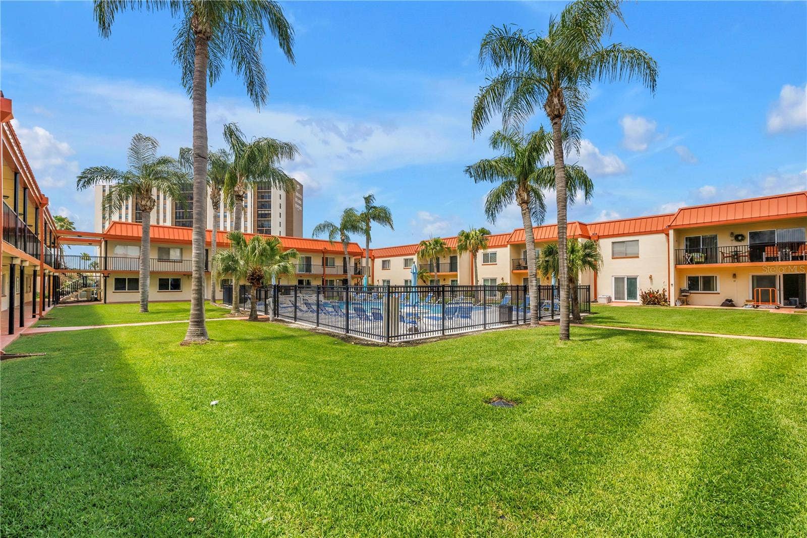 10375 PARADISE BOULEVARD, #51, Treasure Island, FL 33706