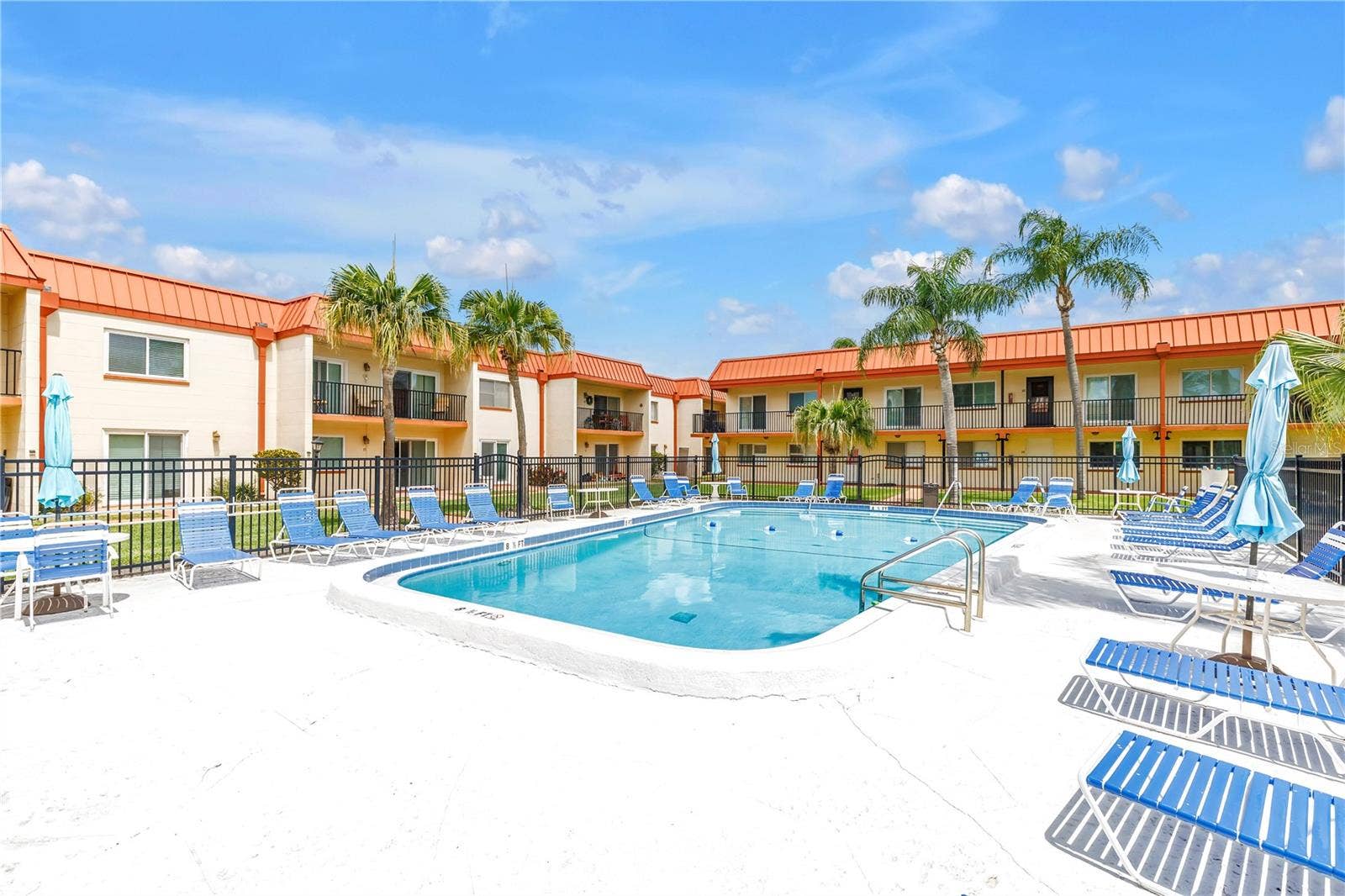 10375 PARADISE BOULEVARD, #51, Treasure Island, FL 33706