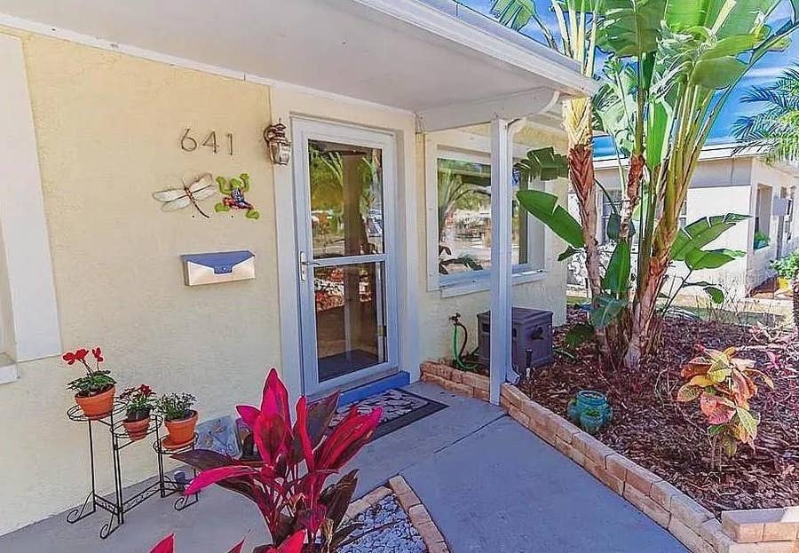 Property photo for 641 FOLSOM STREET S, St Petersburg, FL