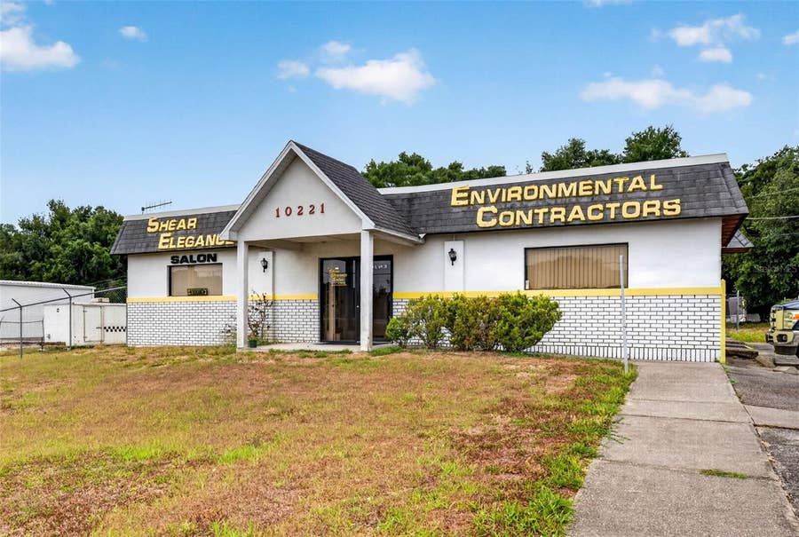 Property photo for 10221 US HIGHWAY 301, Dade City, FL