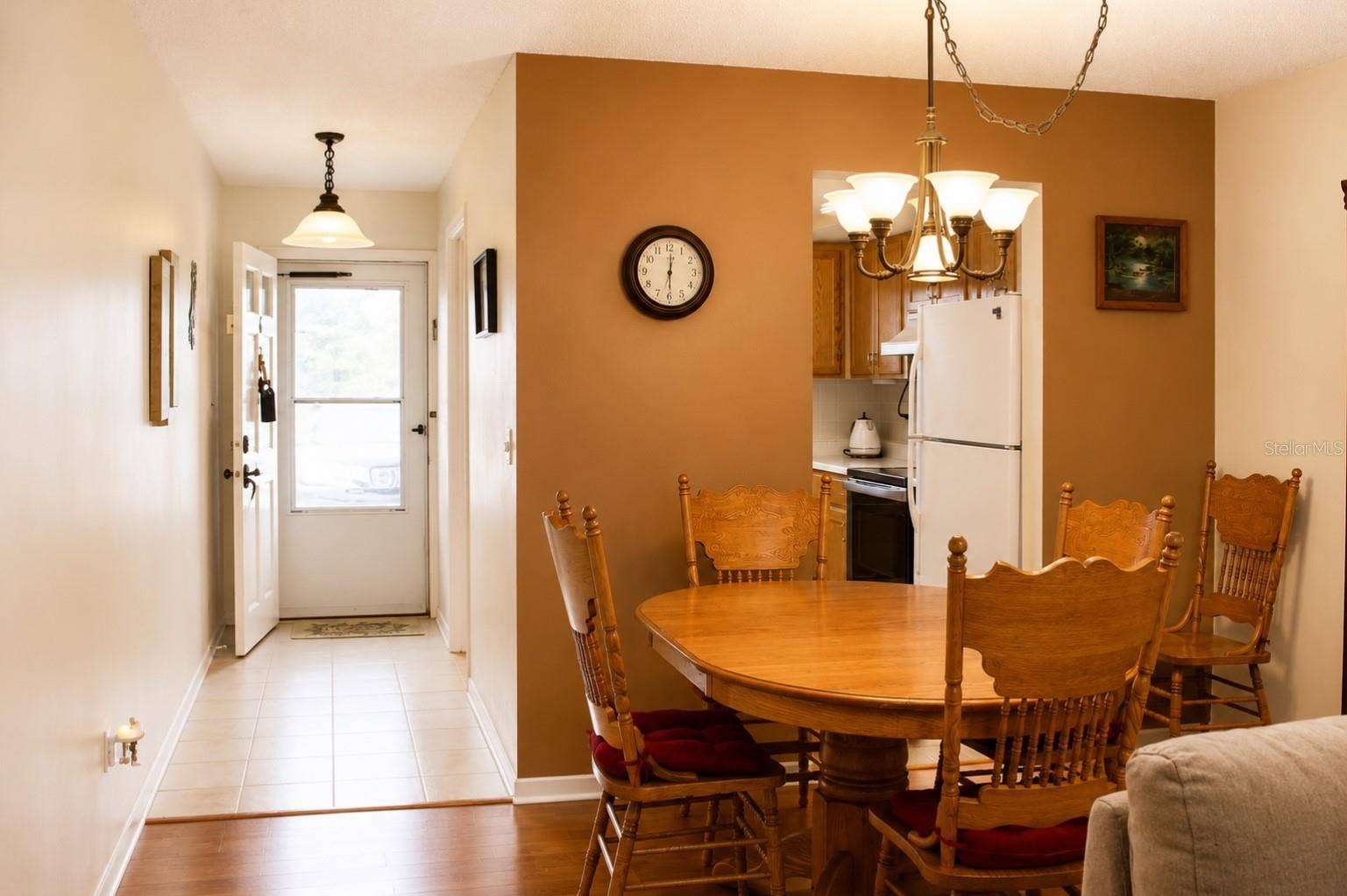 1662 S LAKE AVENUE, #6, Clearwater, FL 33756 Entry Hall