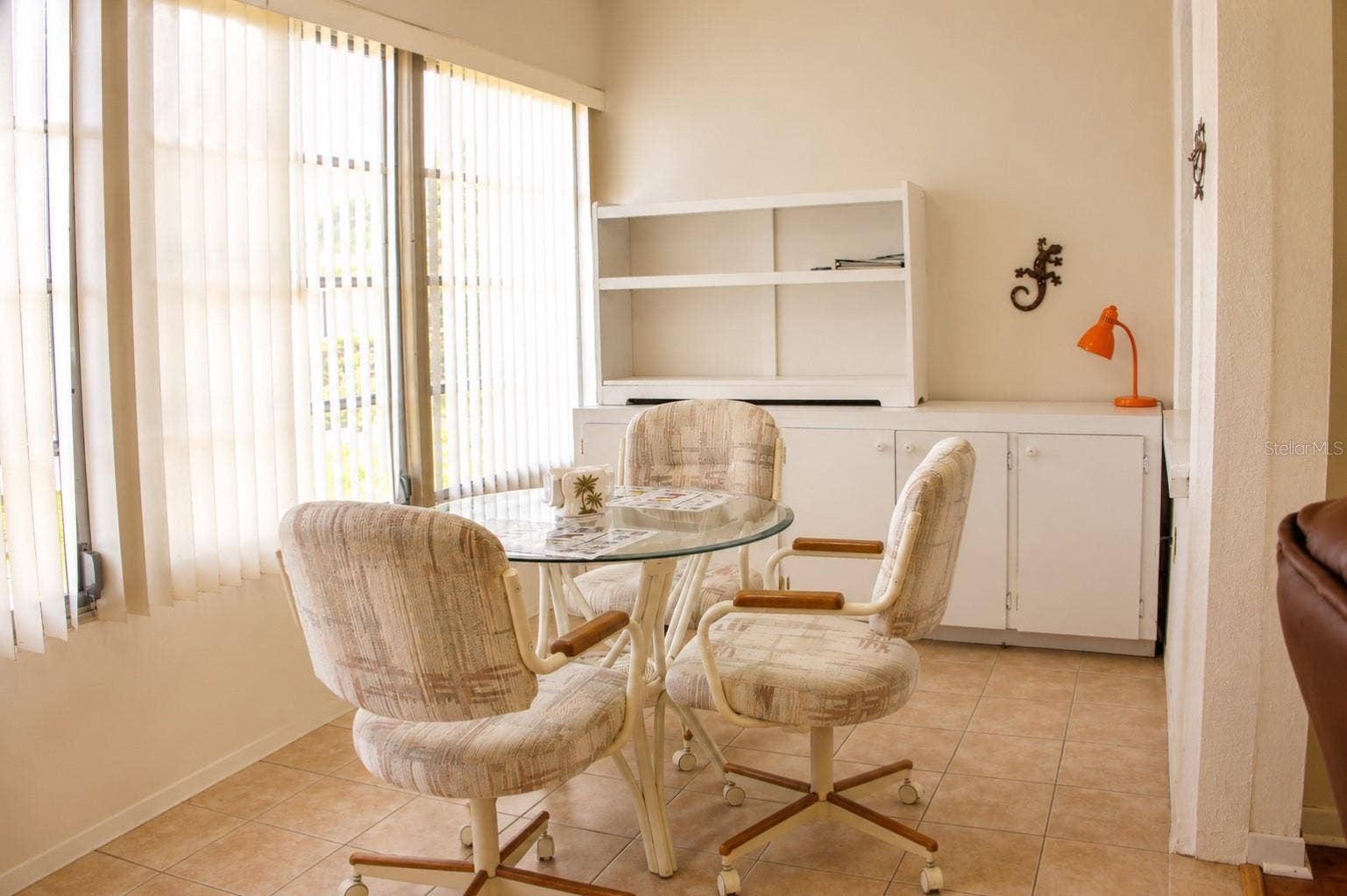 1662 S LAKE AVENUE, #6, Clearwater, FL 33756 Florida Room