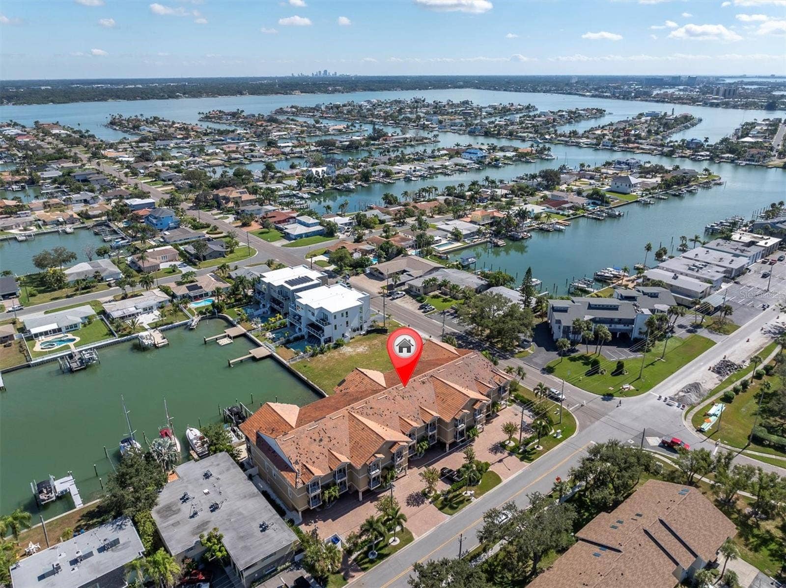 300 CAPRI BOULEVARD, #6, Treasure Island, FL 33706