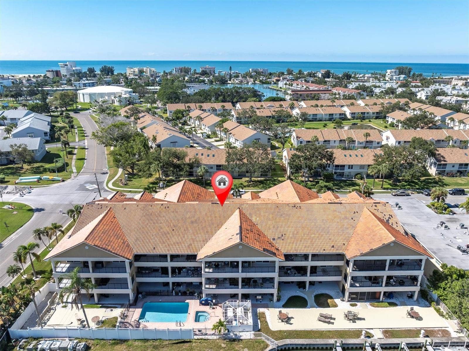 300 CAPRI BOULEVARD, #6, Treasure Island, FL 33706