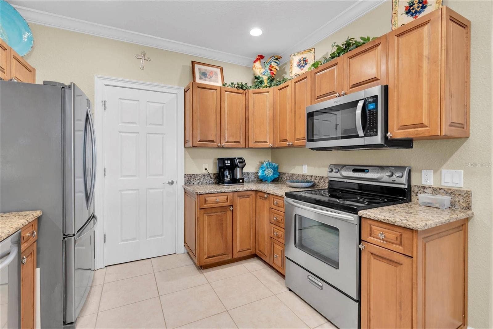 300 CAPRI BOULEVARD, #6, Treasure Island, FL 33706
